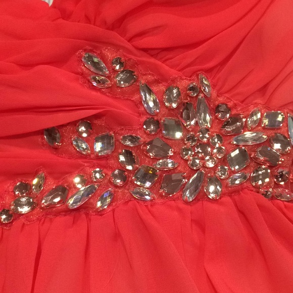 Dress - Picture 2 of 6